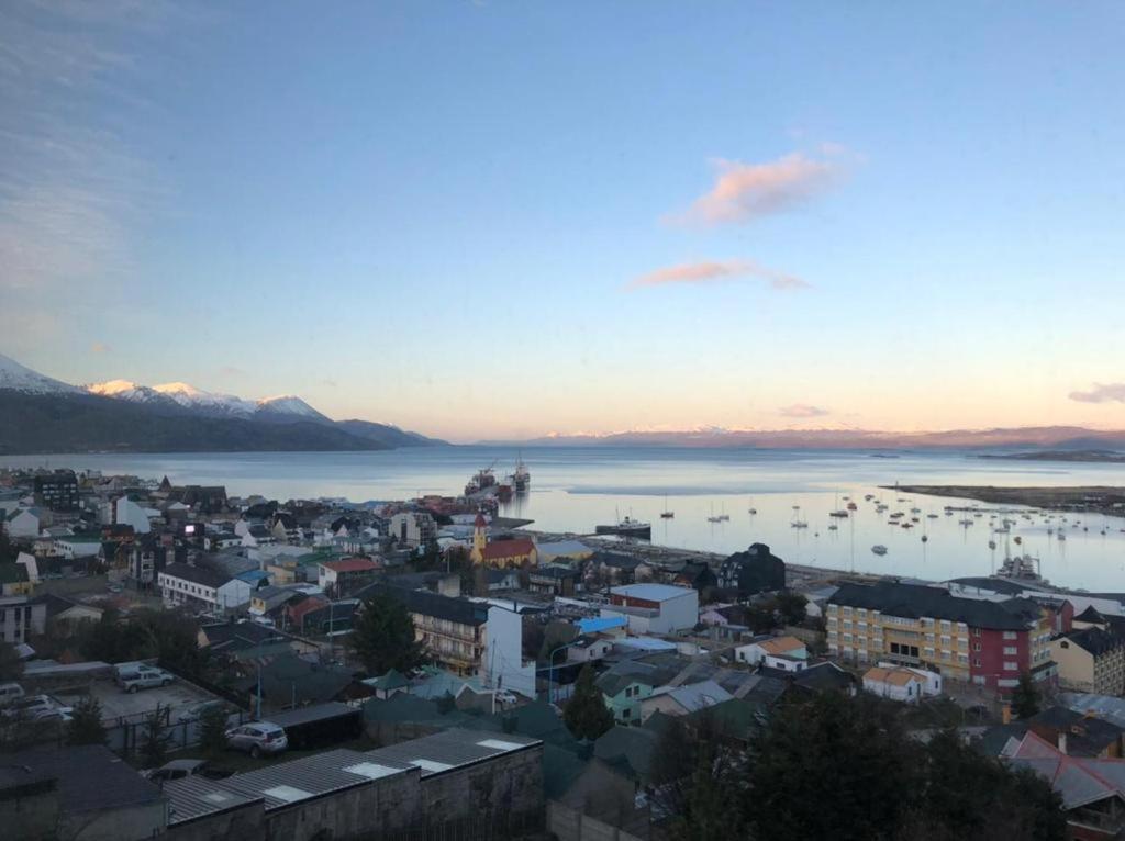 Infinity Bay Apartment Ushuaia Bagian luar foto